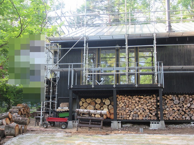 北杜市　屋根塗装工事　遮熱塗料　ガルバリウム鋼板　サーモアイSi